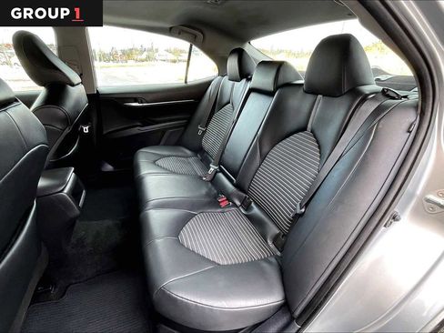 Certified 2022 Toyota Camry SE image 20