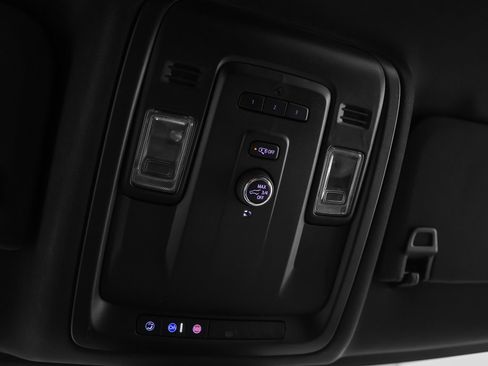 Used 2023 GMC Yukon XL SLT image 50