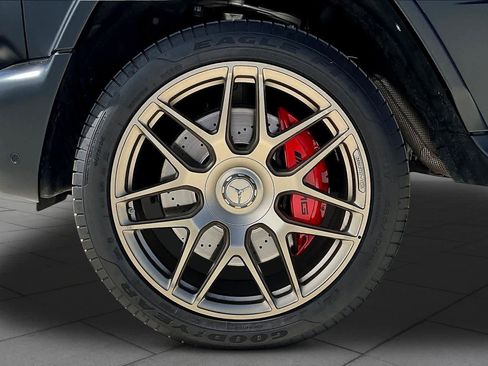Used 2025 Mercedes-Benz G 63 AMG 4MATIC image 11