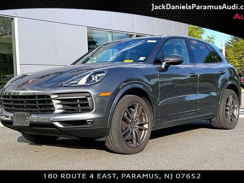 Used 2021 Porsche Cayenne AWD/4WD image 1