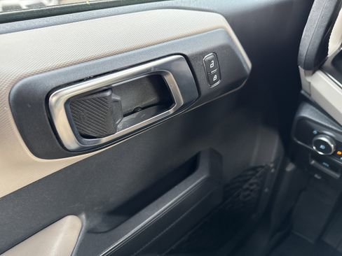 Used 2021 Ford Bronco Big Bend image 23