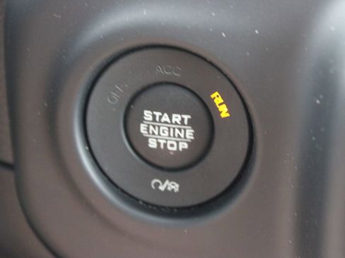 Used 2019 Jeep Wrangler Unlimited Sport S AWD/4WD image 39