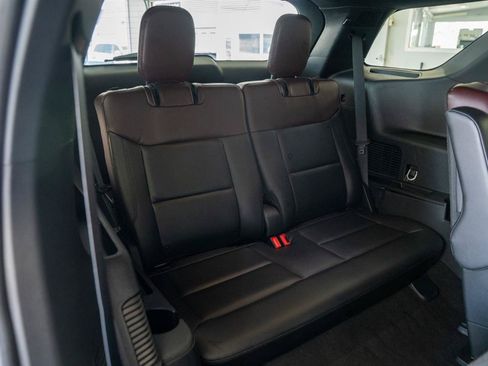 Used 2023 Ford Explorer Platinum AWD/4WD image 21