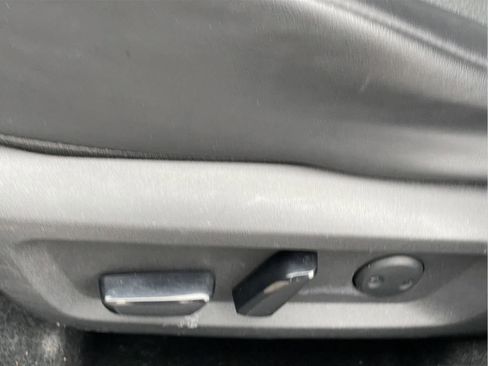 Used 2021 Nissan Rogue SV w/ Premium Package image 24