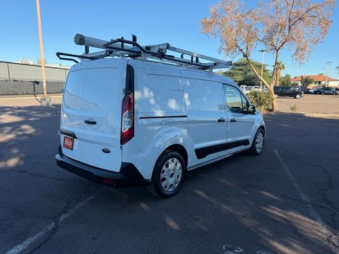 Used 2023 Ford Transit Connect XLT image 9