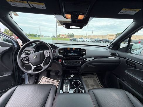 Certified 2024 Honda Passport Black Edition image 26