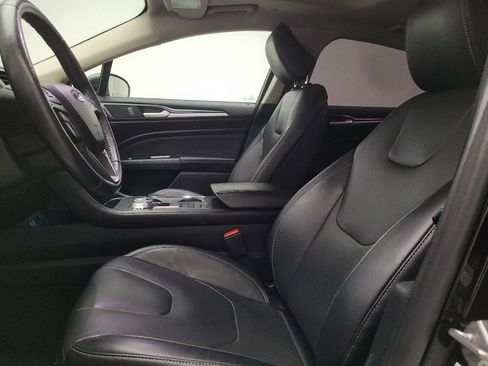 Used 2020 Ford Fusion Energi Titanium FWD image 17
