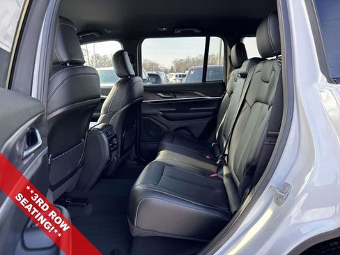 New 2025 Jeep Grand Cherokee L Limited image 4