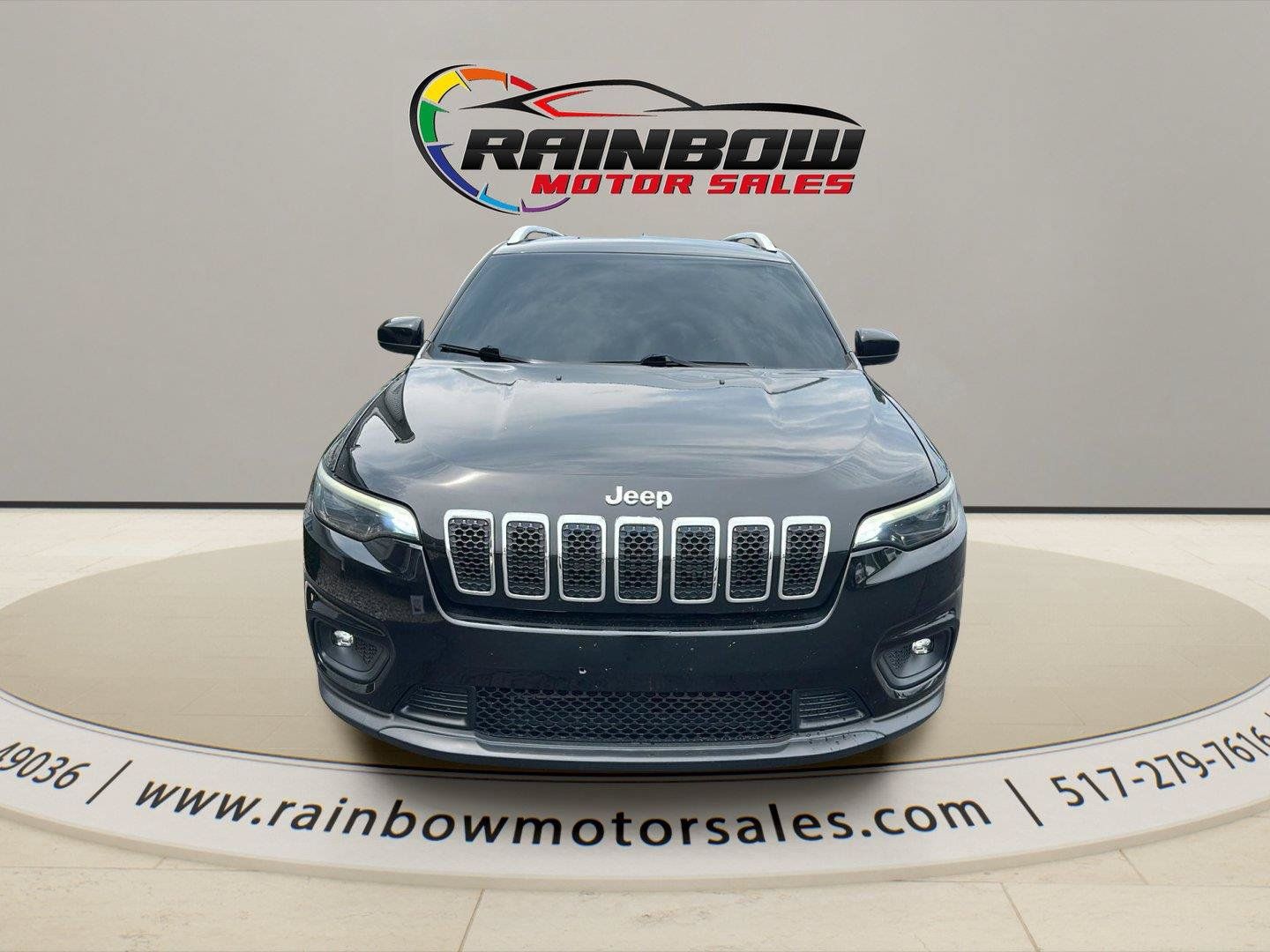 Used 2019 Jeep Cherokee Latitude w/ Popular Appearance Group FWD image 2