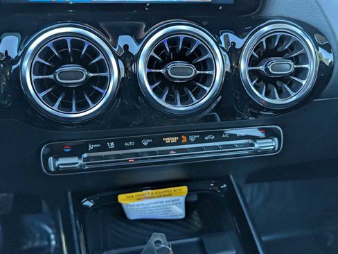 New 2026 Mercedes-Benz GLA 250 image 18