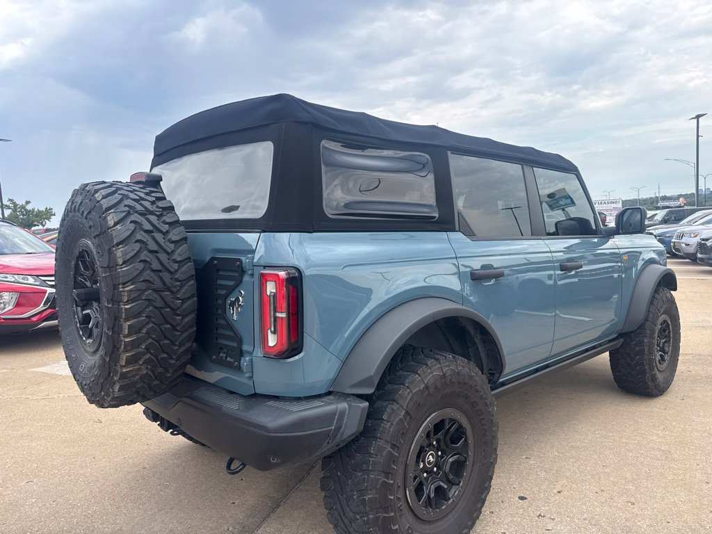 Used 2022 Ford Bronco Badlands w/ Sasquatch Package AWD/4WD image 3