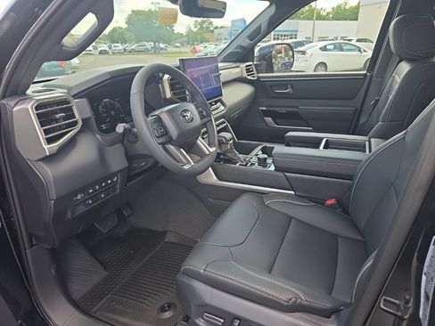 New 2026 Toyota Tundra Limited AWD/4WD image 9
