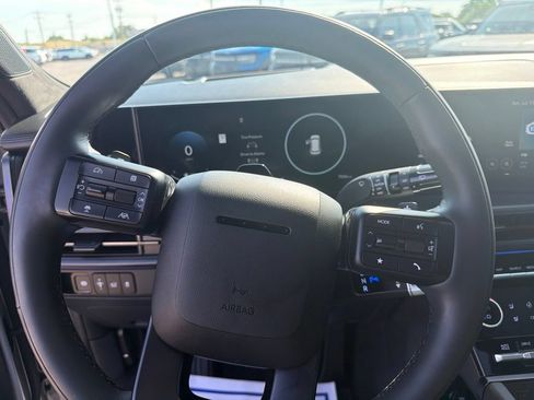 Used 2025 Hyundai Santa Fe Calligraphy AWD/4WD image 13