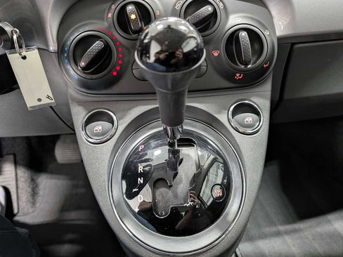 Used 2017 FIAT 500 Pop FWD image 24