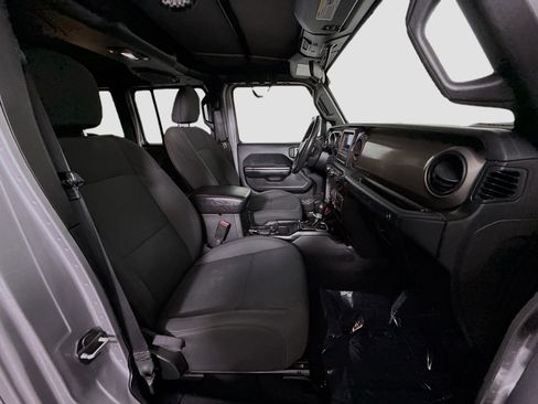 Used 2018 Jeep Wrangler Unlimited Sport S image 29