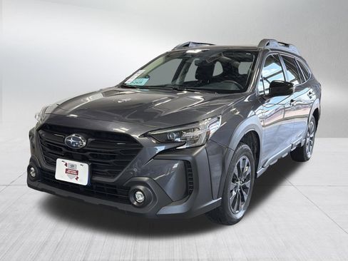 Used 2024 Subaru Outback Onyx Edition XT AWD/4WD image 3