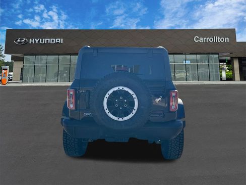 Used 2023 Ford Bronco Badlands w/ Sasquatch Package image 6