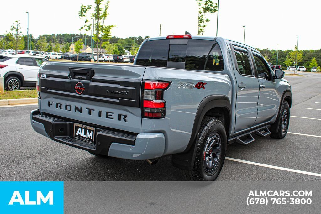 Used 2025 Nissan Frontier PRO-4X AWD/4WD image 6