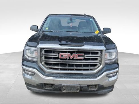 Used 2019 GMC Sierra 1500 SLE w/ SLE Value Package image 9