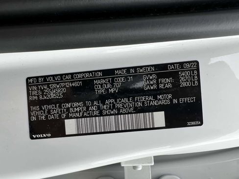 Used 2023 Volvo XC60 B5 Plus w/ Climate Package image 20