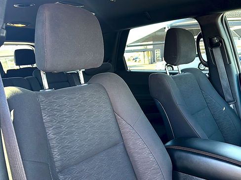 Used 2023 Dodge Durango GT image 25