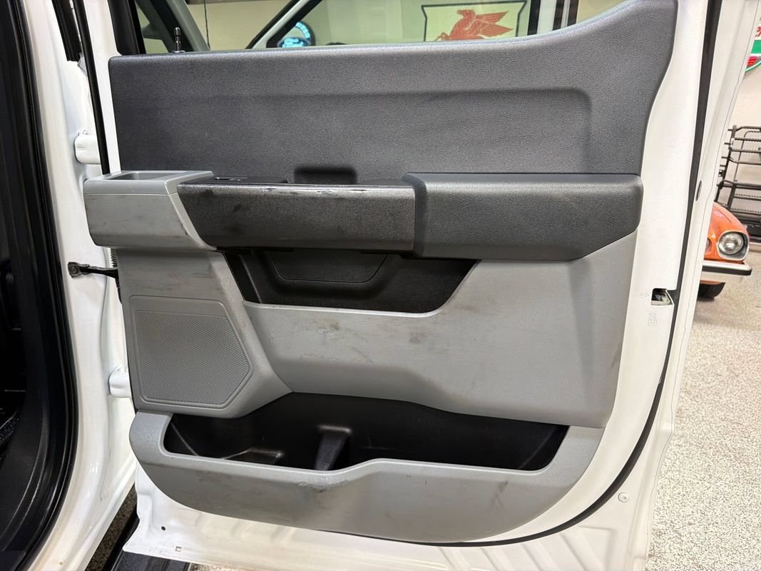 Used 2024 Ford F550 4x4 Crew Cab Super Duty image 39