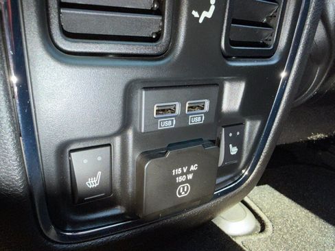 Used 2021 Jeep Grand Cherokee Limited w/ Luxury Group II AWD/4WD image 9