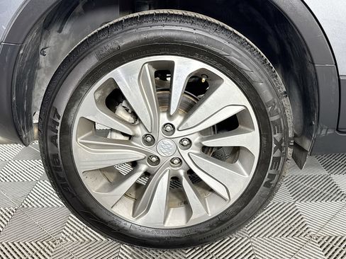 Used 2020 Buick Encore Preferred image 58