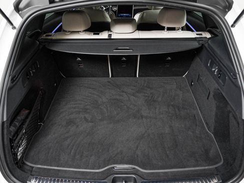 Certified 2026 Mercedes-Benz GLC 300 image 8