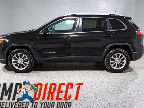 Used 2019 Jeep Cherokee Latitude Plus w/ Comfort/Convenience Group AWD/4WD image 10