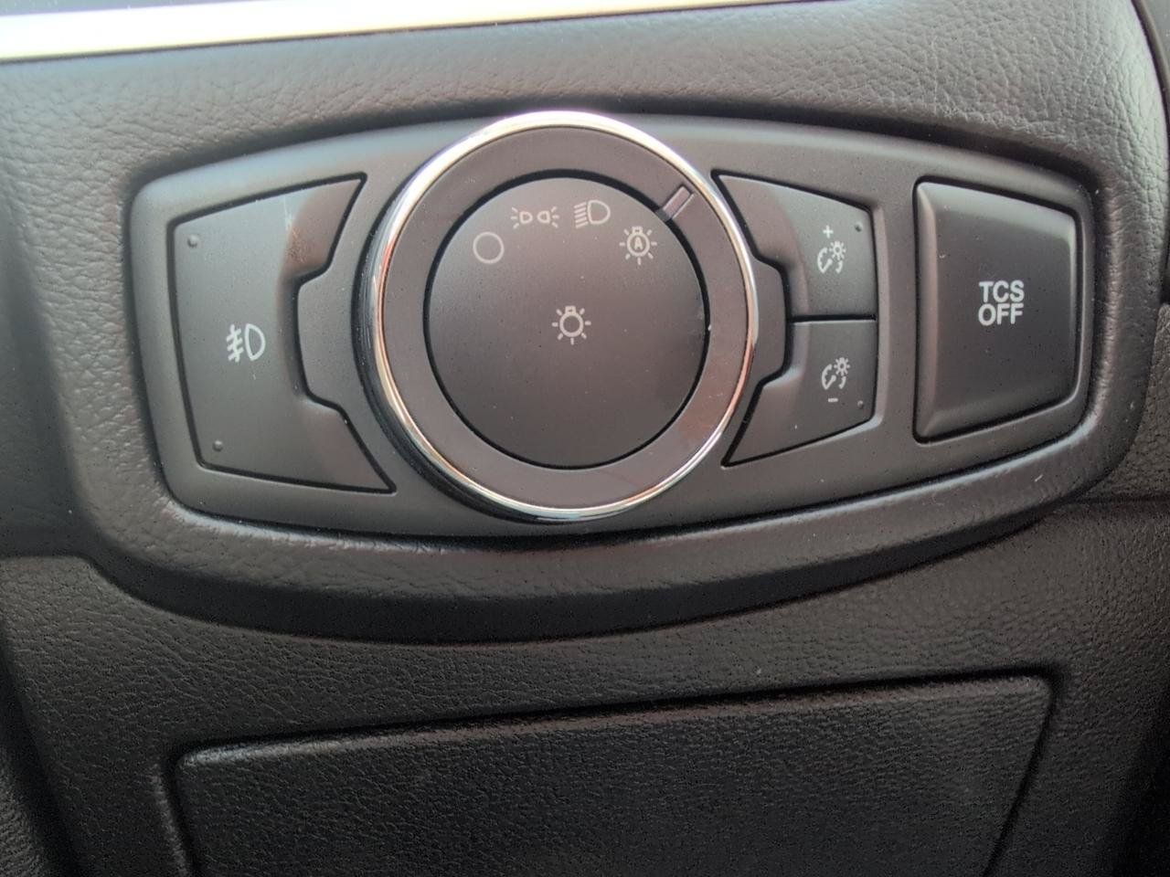 Used 2019 Ford Edge SEL w/ Equipment Group 201A AWD/4WD image 20