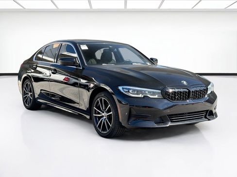 Used 2020 BMW 330i xDrive Sedan w/ Convenience Package AWD/4WD image 3
