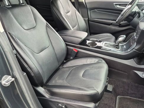 Used 2015 Ford Edge Titanium w/ Equipment Group 302A AWD/4WD image 35