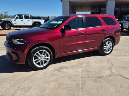 Used 2023 Dodge Durango GT AWD/4WD image 1