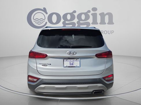 Used 2019 Hyundai Santa Fe SE FWD image 4