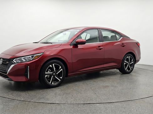 Used 2025 Nissan Sentra SV FWD image 3
