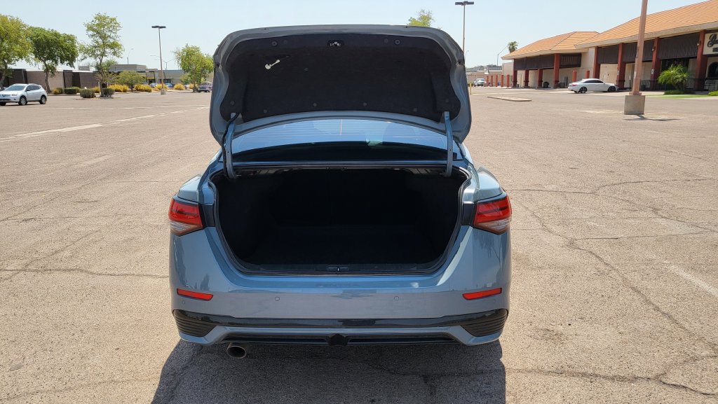Used 2024 Nissan Sentra SR FWD image 13