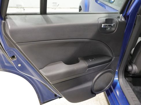 Used 2010 Dodge Caliber SXT FWD image 18