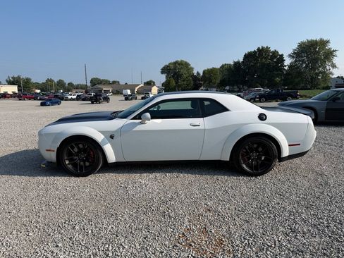Used 2023 Dodge Challenger SRT Hellcat RWD image 5