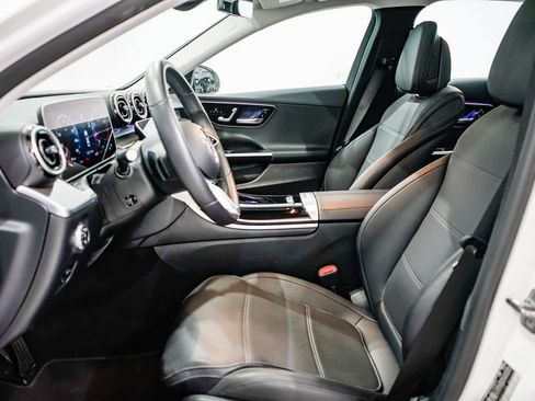 Used 2025 Mercedes-Benz C 300 Sedan image 17
