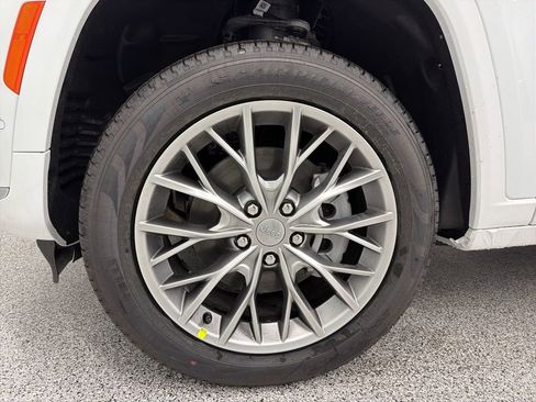 New 2025 Jeep Grand Cherokee L Summit w/ Advanced Protech Group IV image 12