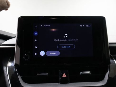 Used 2024 Toyota Corolla SE image 27