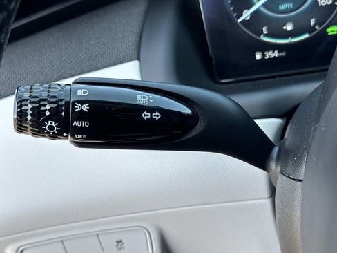 Certified 2024 Hyundai Tucson Limited image 19