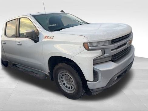 Used 2020 Chevrolet Silverado 1500 LT image 6