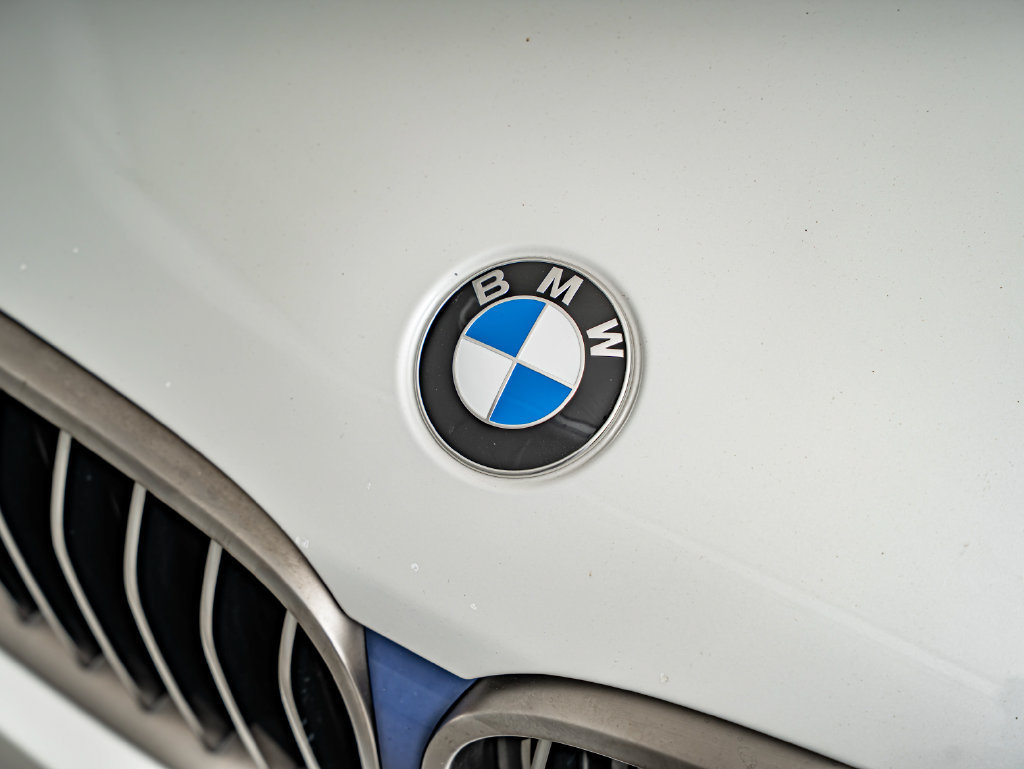 Used 2019 BMW M760i xDrive w/ Luxury Rear Seating Package AWD/4WD image 12