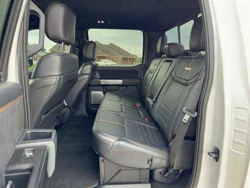 Used 2024 Ford F250 Platinum image 11
