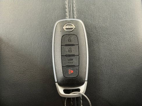 Used 2025 Nissan Sentra SV FWD image 21