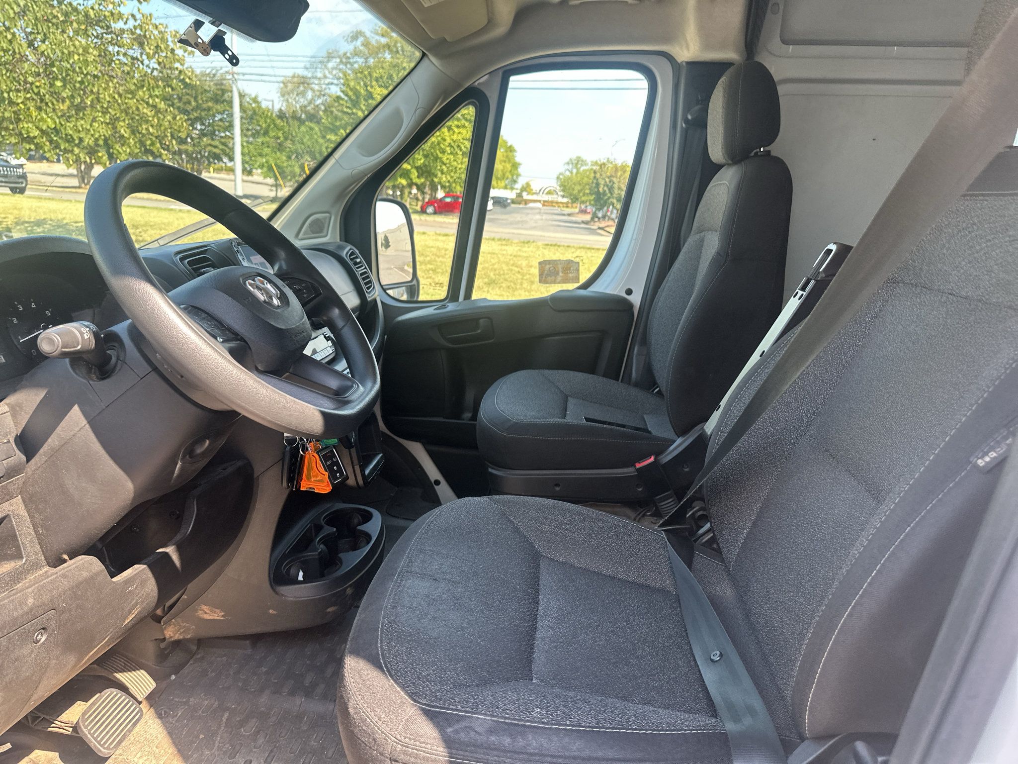 Used 2023 RAM ProMaster 2500 FWD image 15