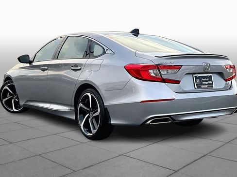 Used 2022 Honda Accord Sport image 11