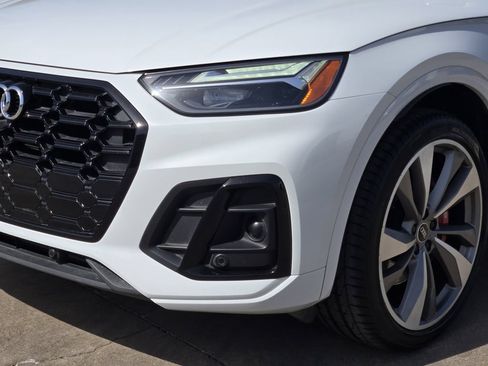 Certified 2023 Audi SQ5 Premium Plus w/ Premium Plus Package AWD/4WD image 12